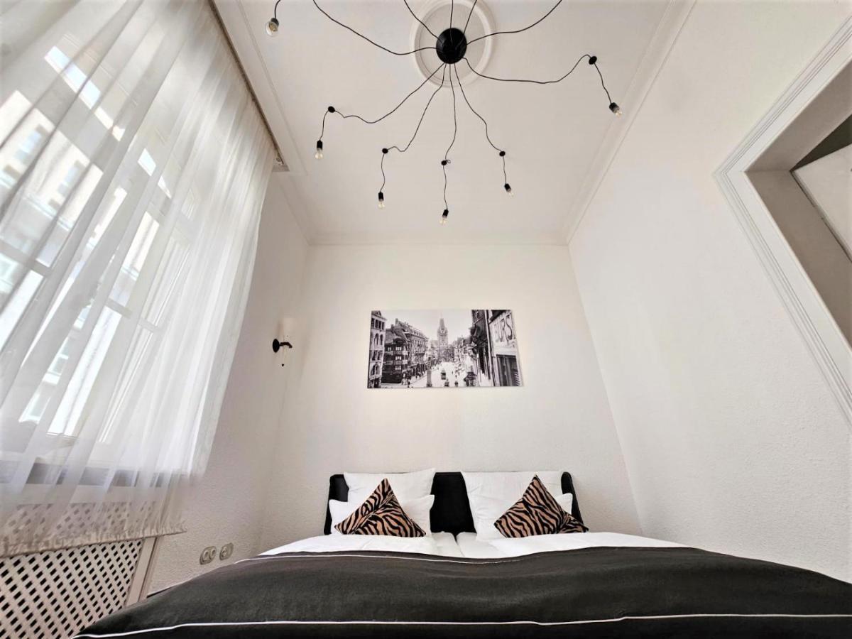 Historical Luxury Homes - Stadtvilla Mit Jacuzzi Und Garten Freiburg im Breisgau Luaran gambar