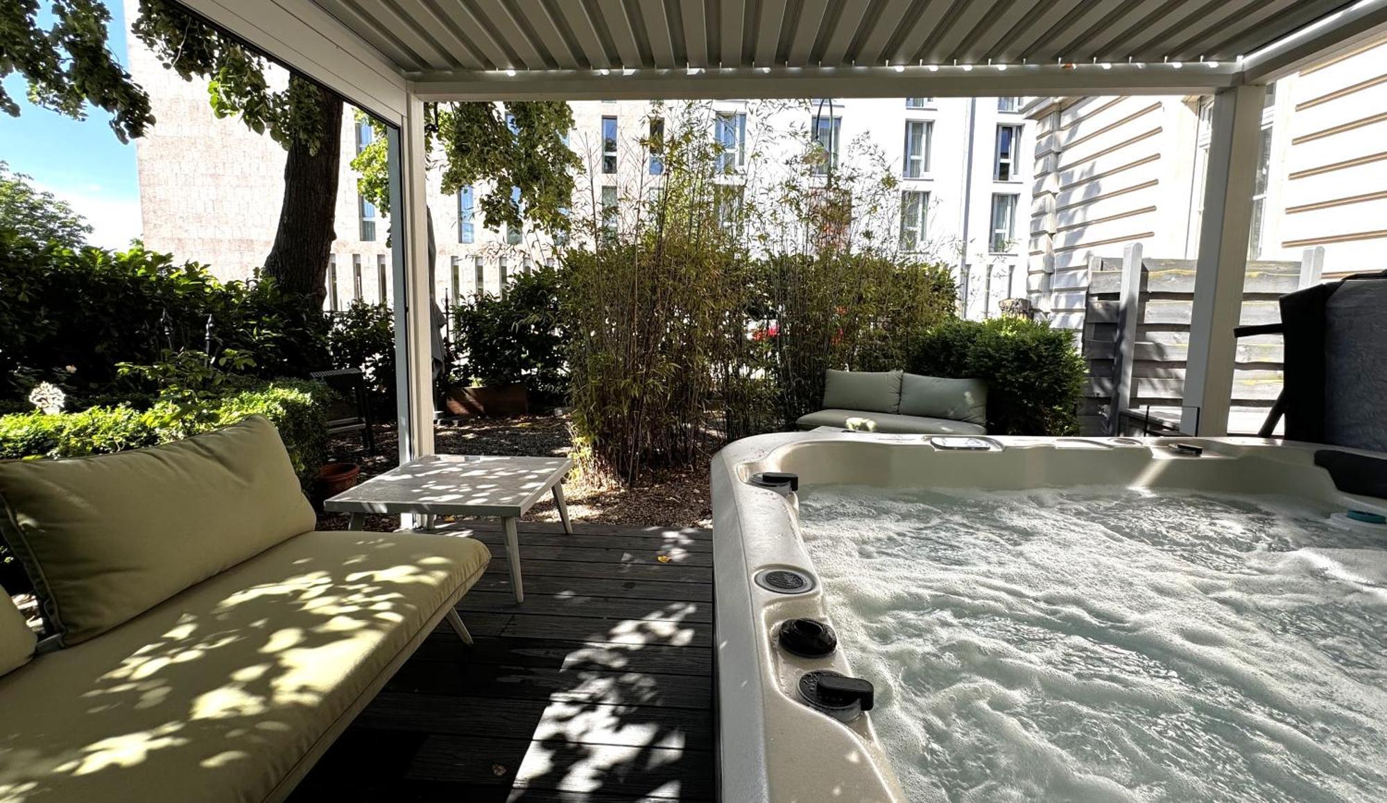 Historical Luxury Homes - Stadtvilla Mit Jacuzzi Und Garten Freiburg im Breisgau Luaran gambar